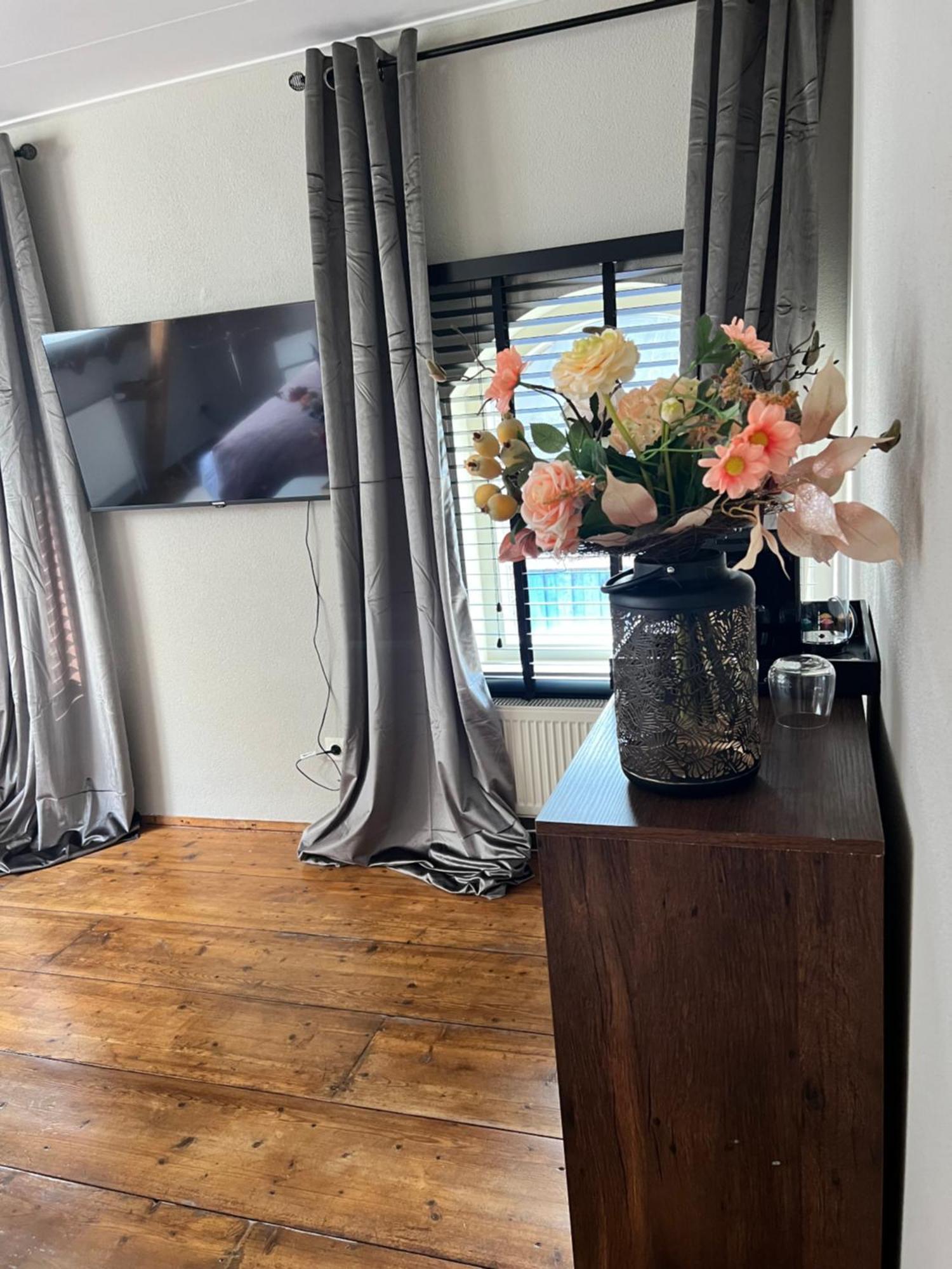 La Dolce Vita Suites Leeuwarden Zewnętrze zdjęcie